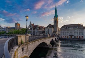 Zurich Zahnschmerzen Schweiz Zahnarzt Roger Barz Halle